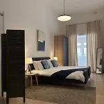 St Ursula Sanctuary 3 Bed Lägenhet *