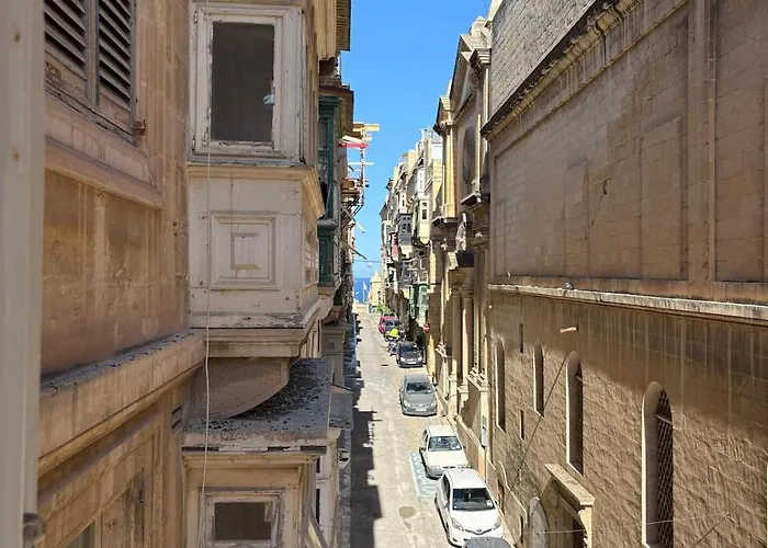 St Ursula Sanctuary 3 Bed Διαμέρισμα